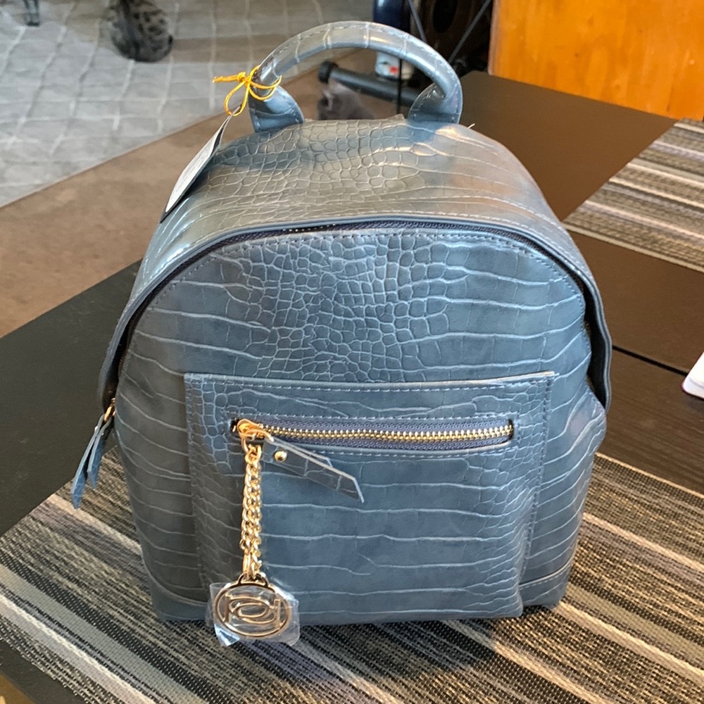 NWT croc small backpack